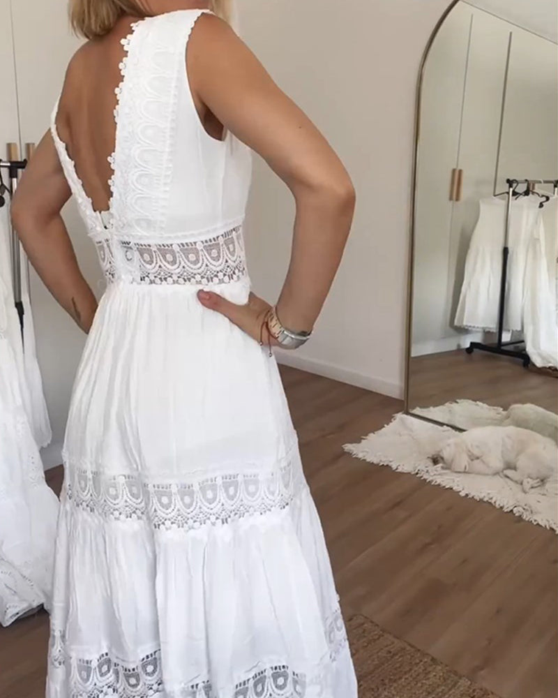 Robe en Dentelle à Décolleté