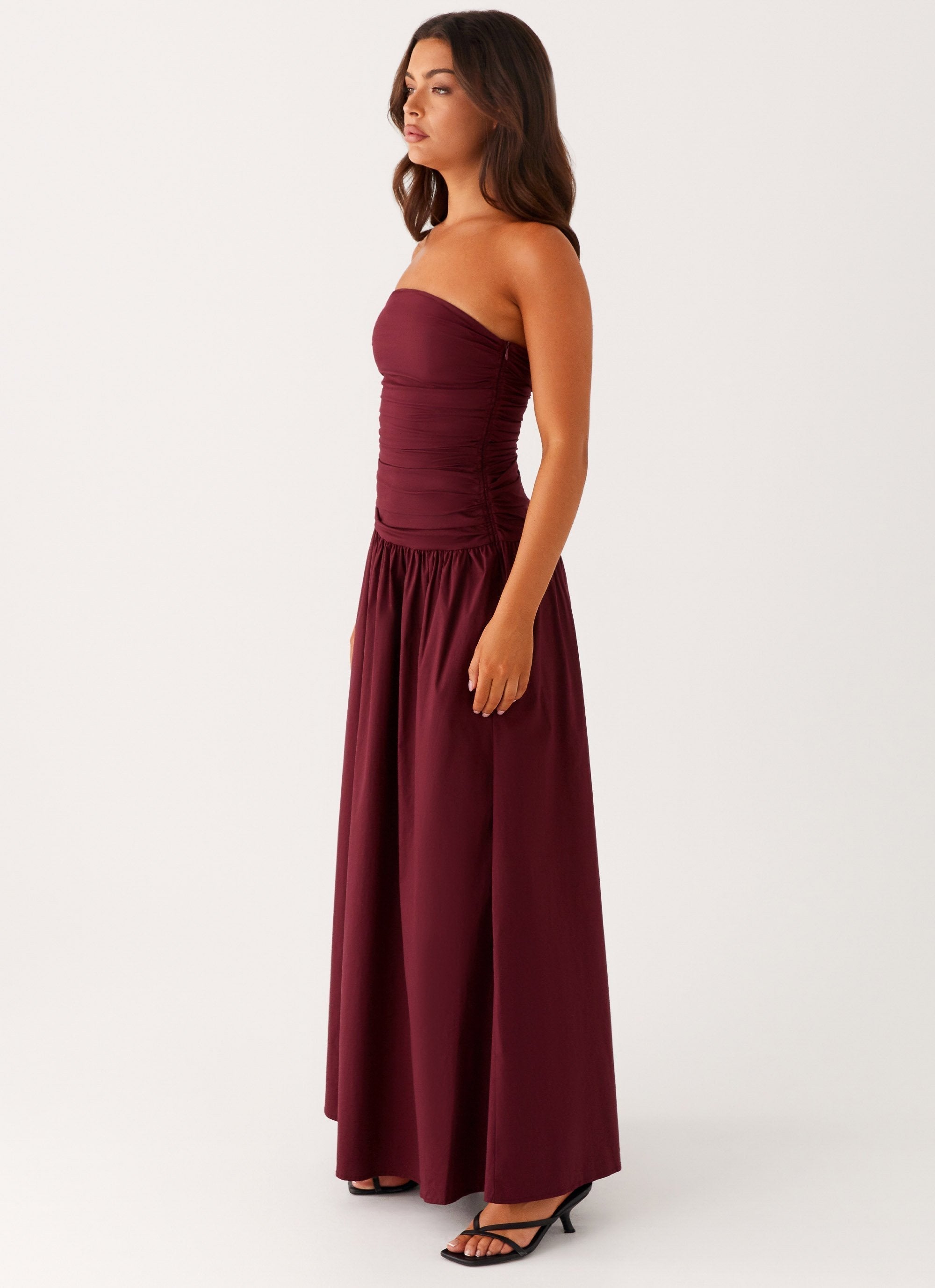 ÉLÉGANCE PURE – ROBE