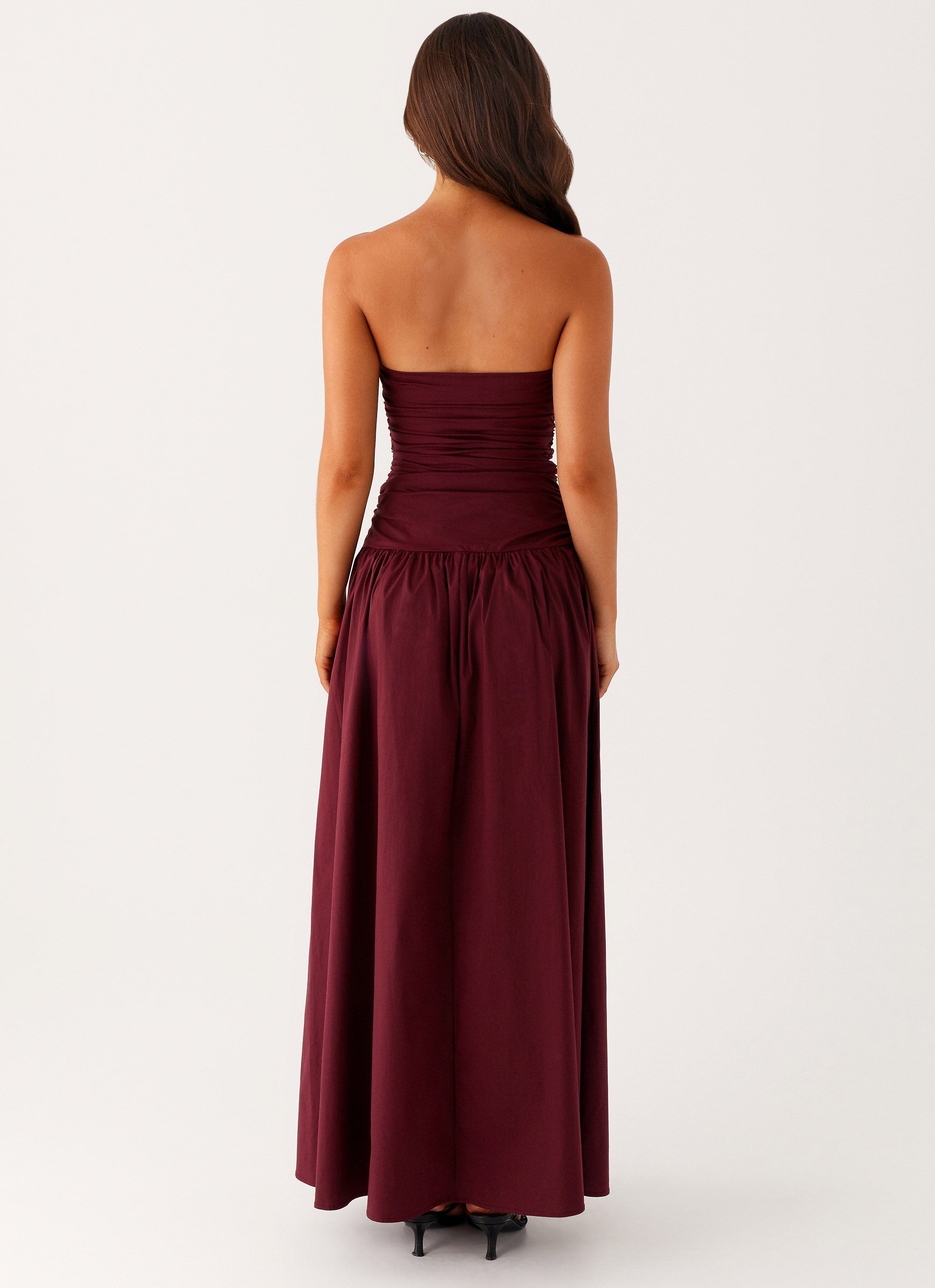 ÉLÉGANCE PURE – ROBE