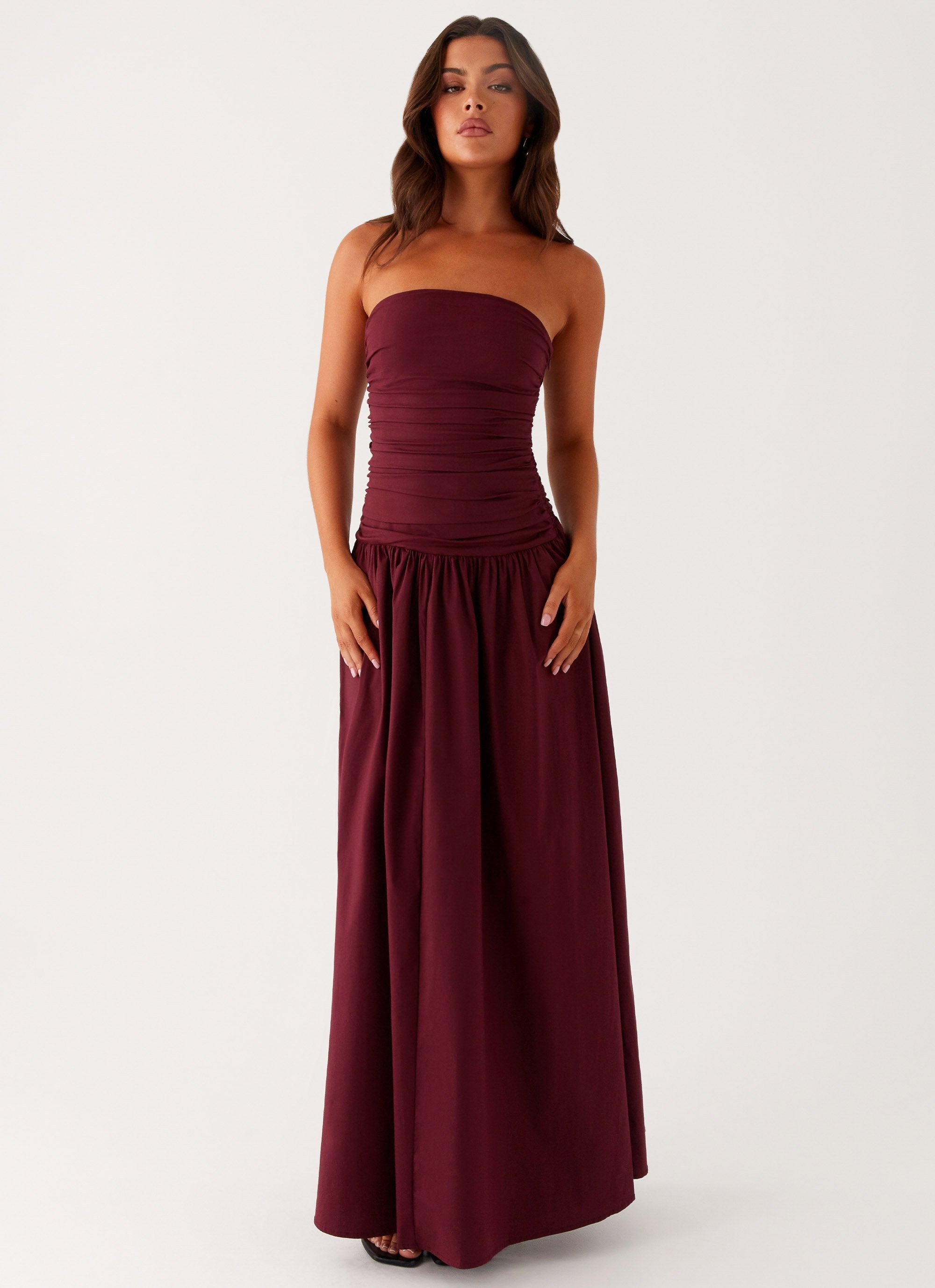 ÉLÉGANCE PURE – ROBE