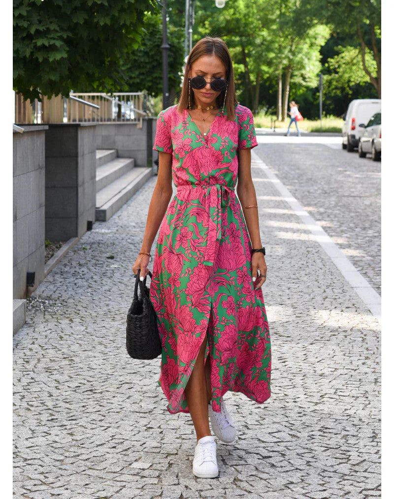 Robe élégante à col en V