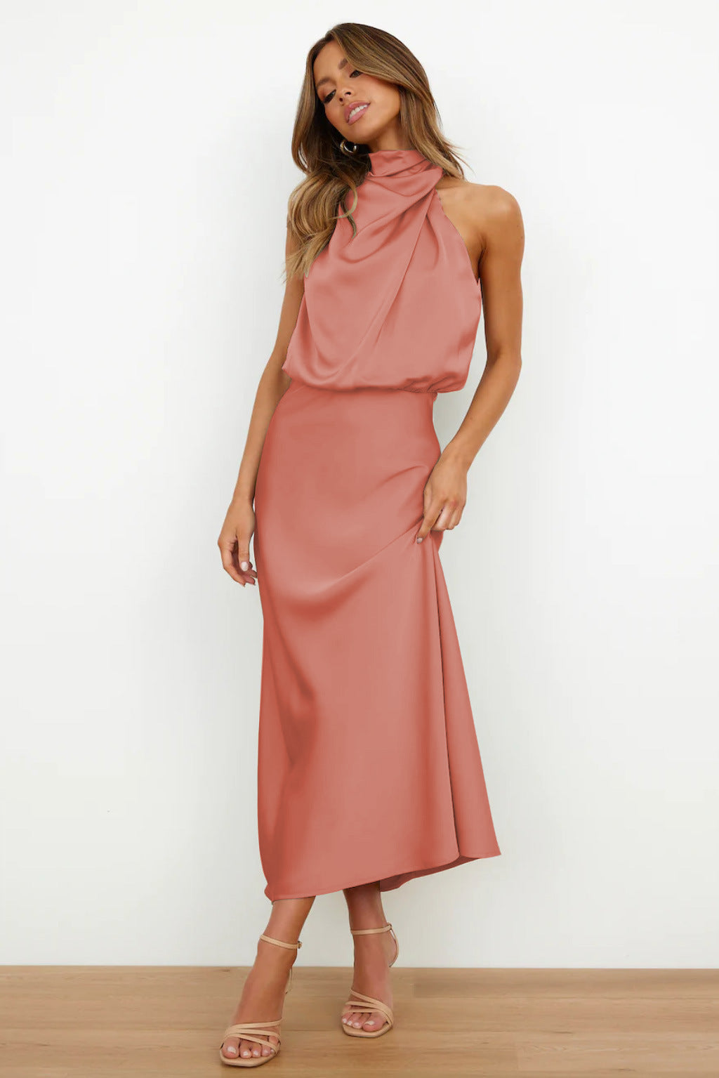 Robe Longue avec Col Halter