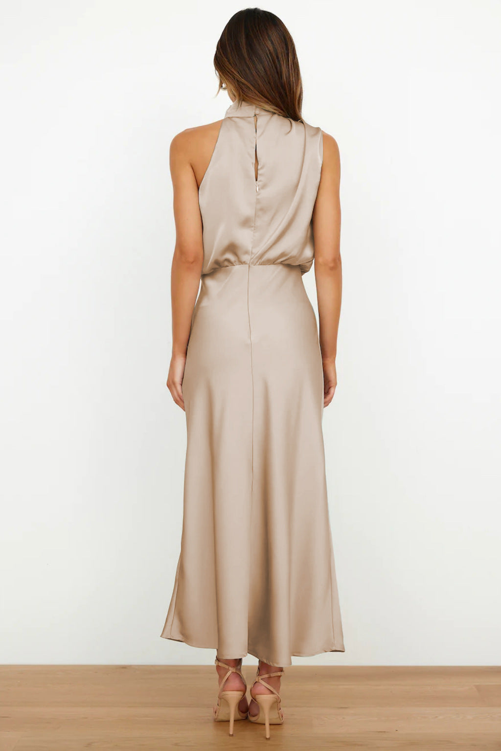 Robe Longue avec Col Halter