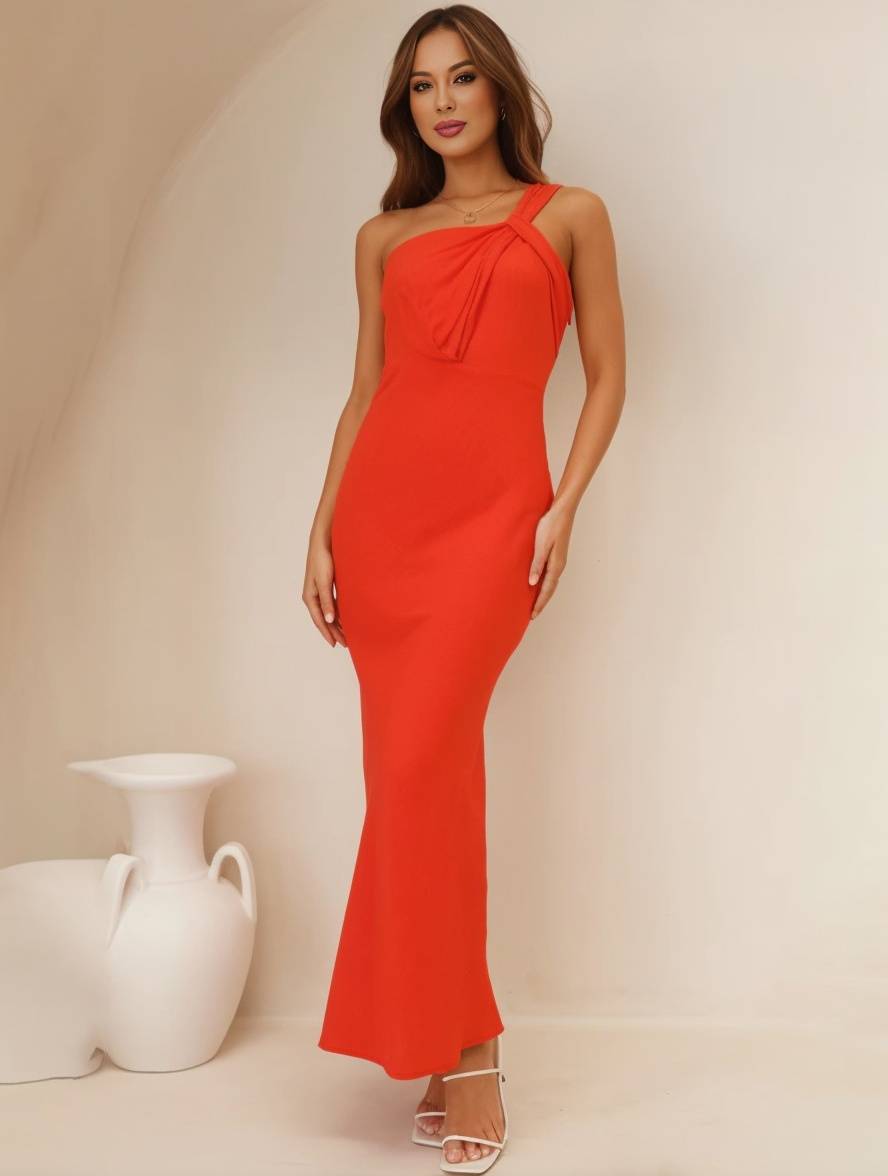 Robe longue en satin