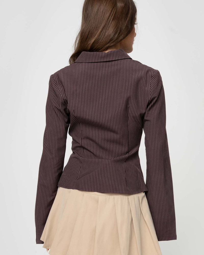 CHEMISE CLASSIQUE À RAYURES FINES
