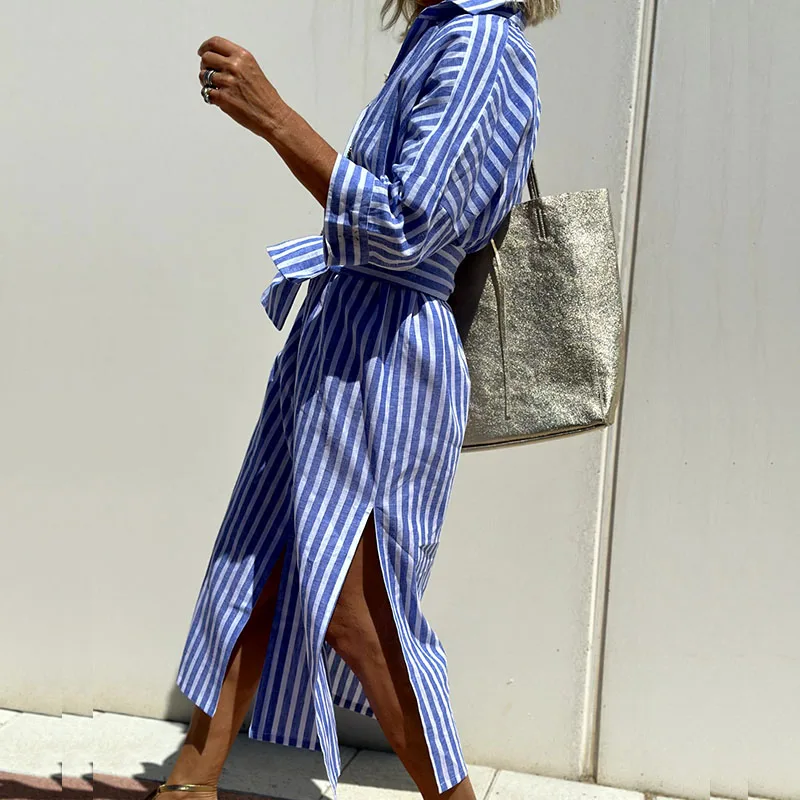 Robe chemise à rayures élégante